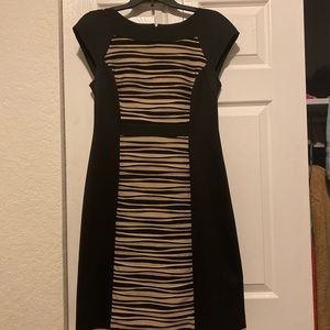 this is a fall style dress in the size 8